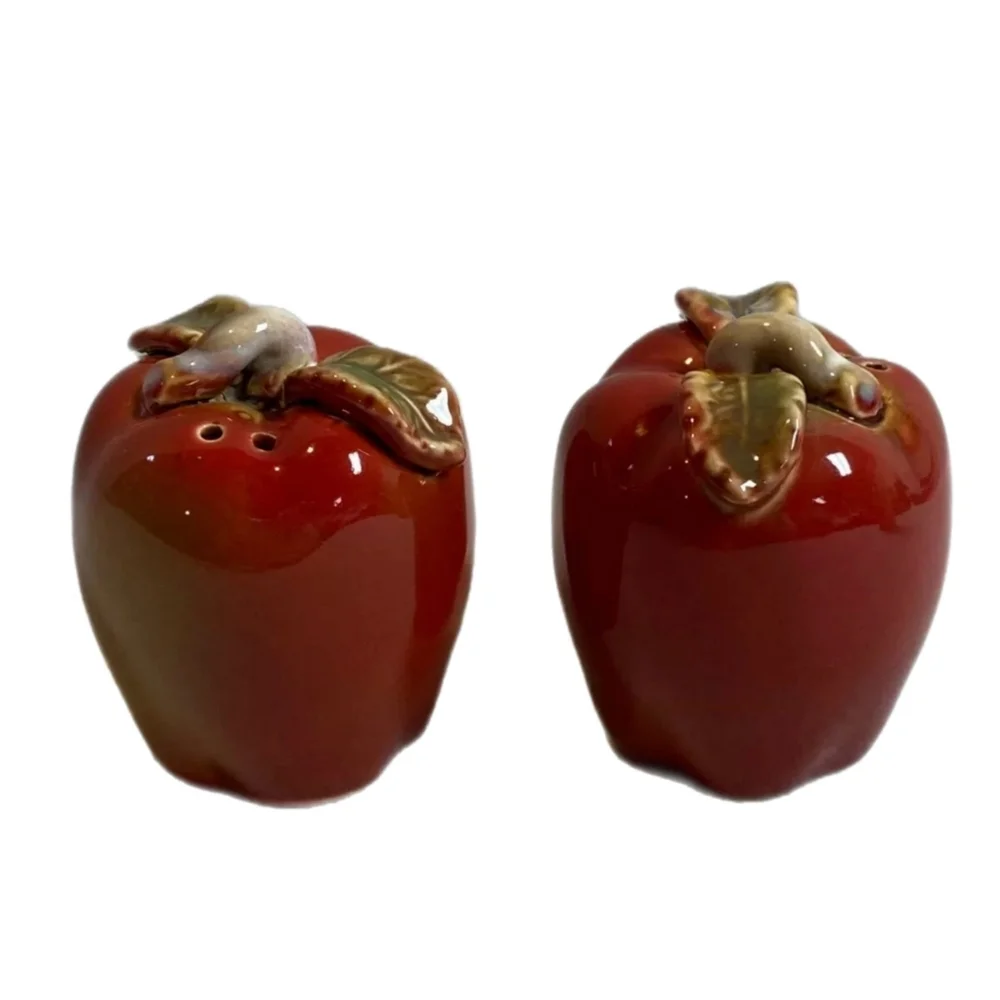 Salt and Pepper Shakers Ceramic Red Apples Vintage